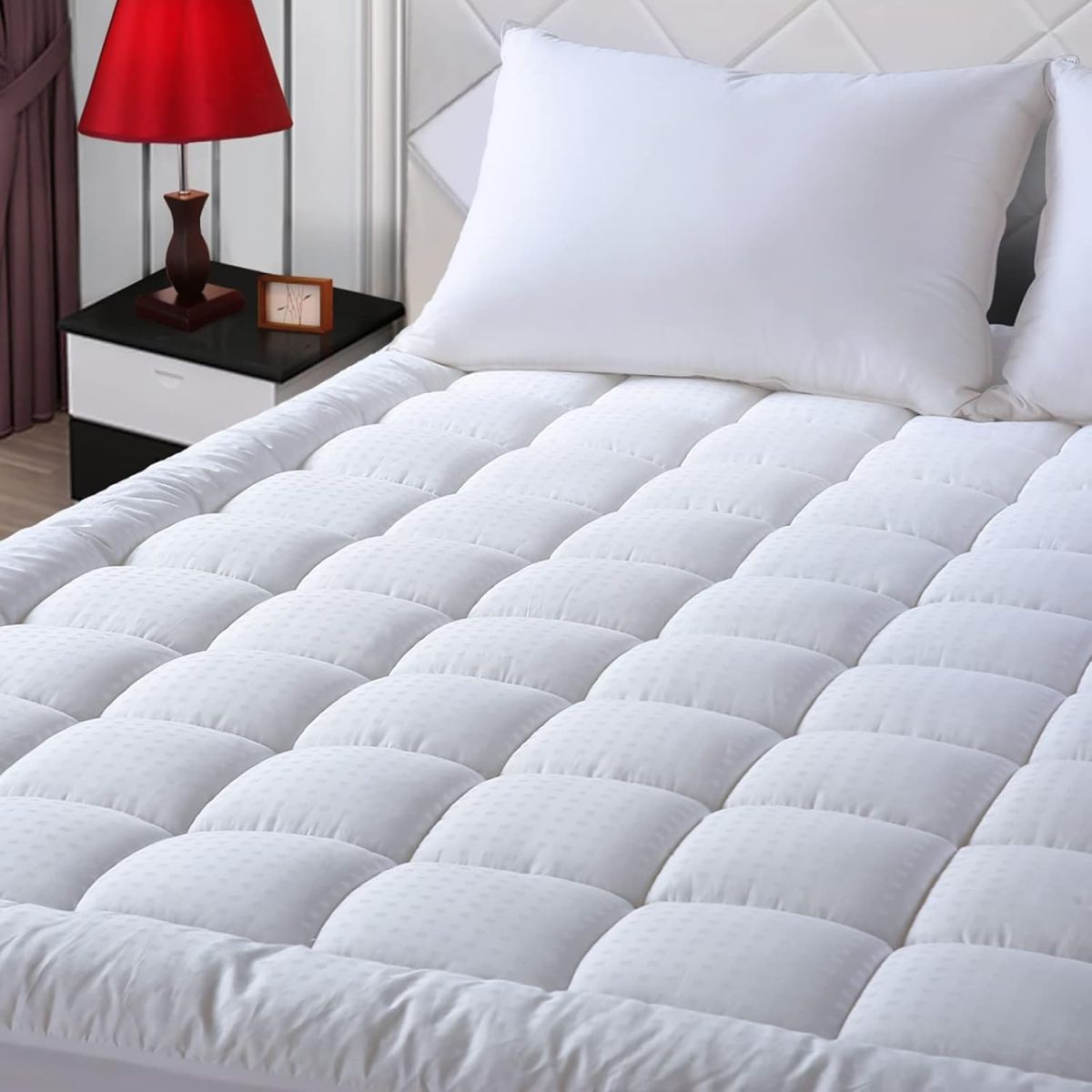 EASELAND Queen Size Mattress Pad